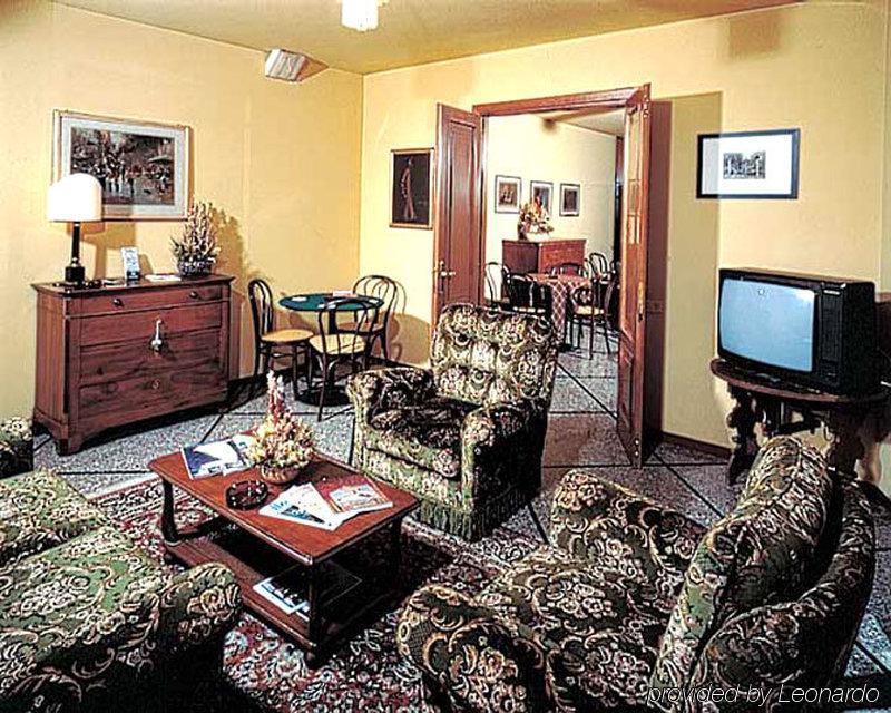 Hotel Bonconte Urbino Room photo